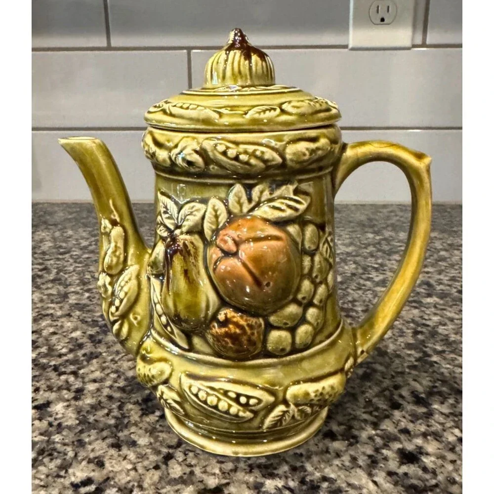 Vtg MCM Tilso Avocado Green Glazed Fruit Motiff Ceramic Tea Pot w Lid Japan